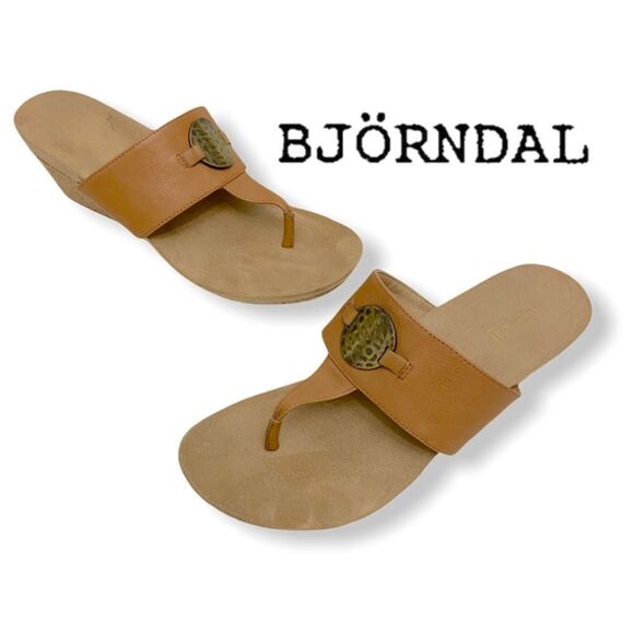 Bjorndal Marcie Wedge Sandal - Picture 16 of 16